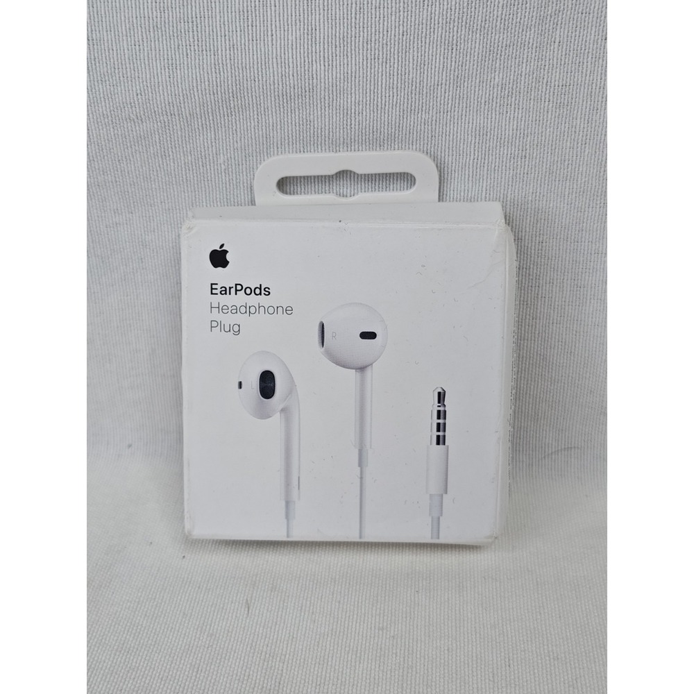 New In Box Apple - EarPods (3.5mm) - White MWU53AM/A - Genuine Apple OEM
